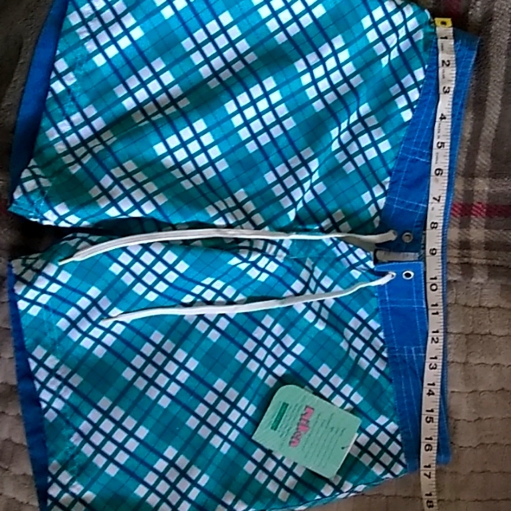 Women's board shorts